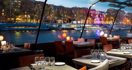 The best Seine River Dinner Cruise in Paris • Come to Paris