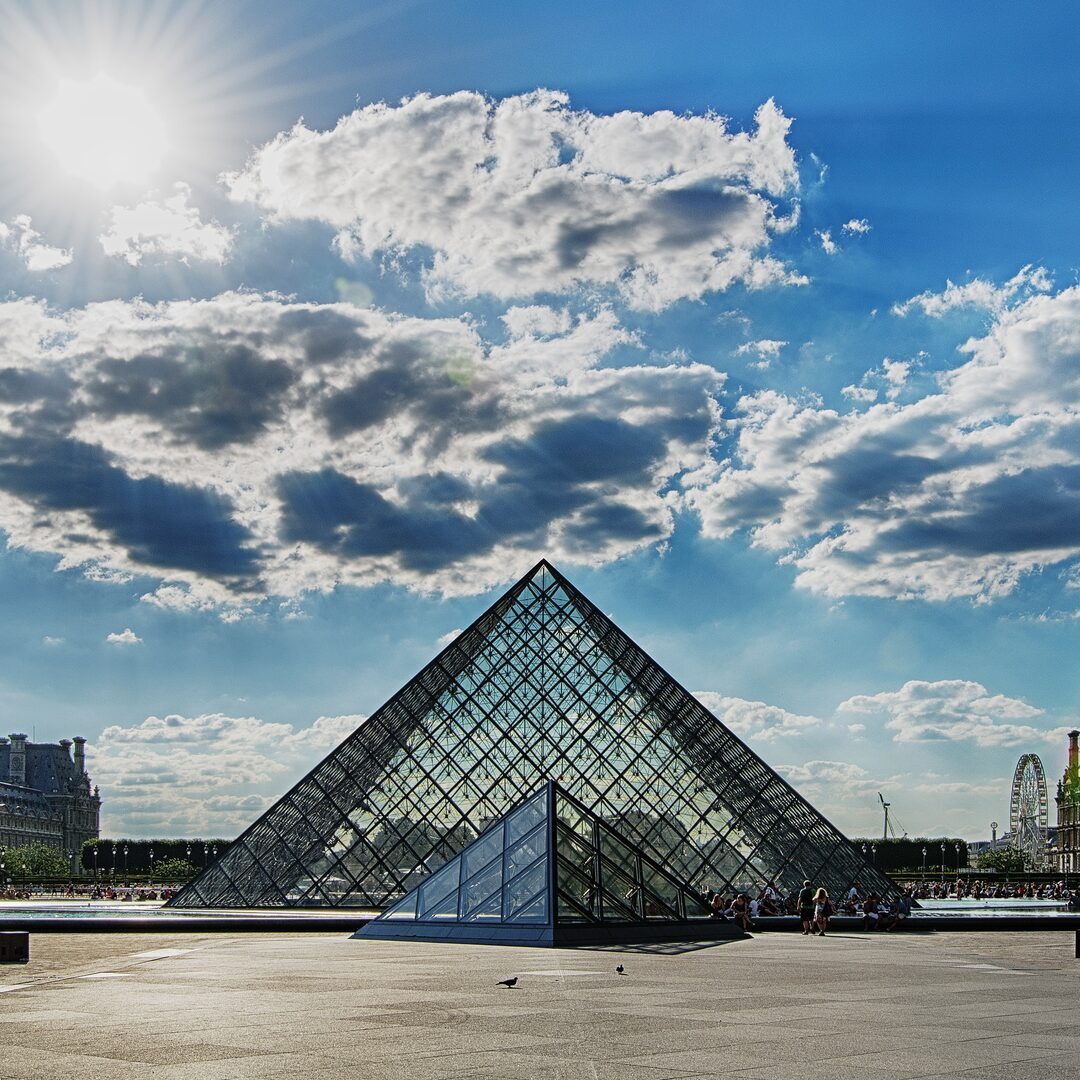 Louvre Museum • Information, Opening hours and Ticket prices • Come to Paris